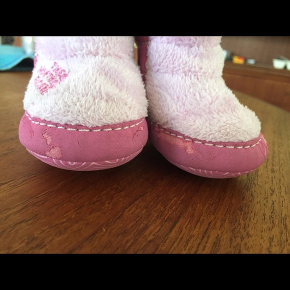 Baby booties - Picture 2 of 3